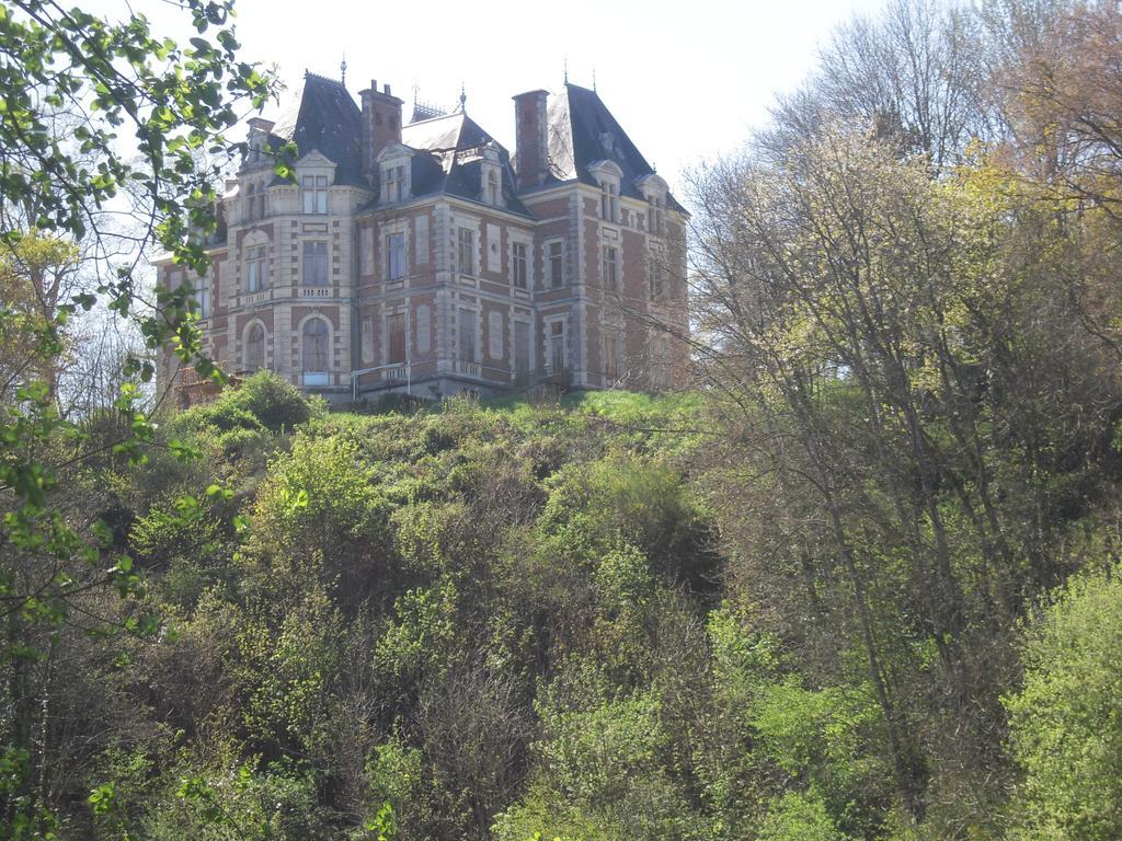 Vila Gite La Forge Alexain Exteriér fotografie